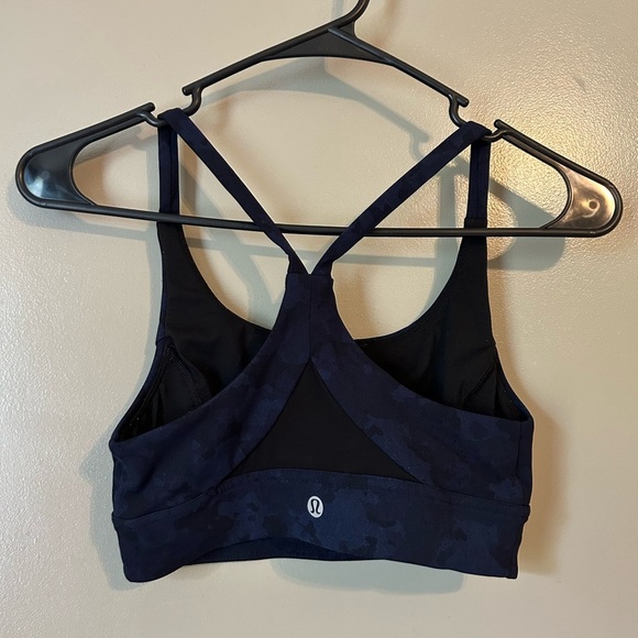 Lululemon train times bra in heathered black size 2 - Picture 2 of 5